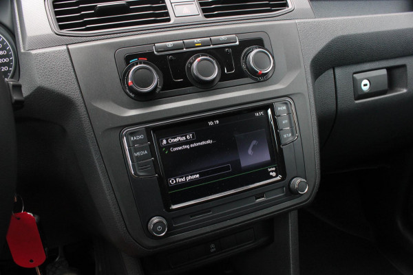 Volkswagen Caddy 2.0 TDI 185PK JB-EDITION / FULL BLACK / SCHROEFSET / LEDEREN BEKLEDING / NIEUWSTAAT / ELEK-PAKKET / AIRCO / APPLE