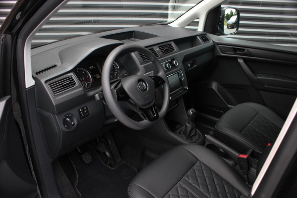 Volkswagen Caddy 2.0 TDI 185PK JB-EDITION / FULL BLACK / SCHROEFSET / LEDEREN BEKLEDING / NIEUWSTAAT / ELEK-PAKKET / AIRCO / APPLE
