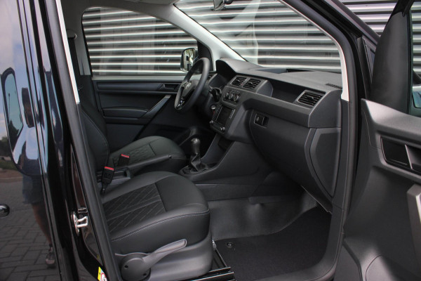Volkswagen Caddy 2.0 TDI 185PK JB-EDITION / FULL BLACK / SCHROEFSET / LEDEREN BEKLEDING / NIEUWSTAAT / ELEK-PAKKET / AIRCO / APPLE