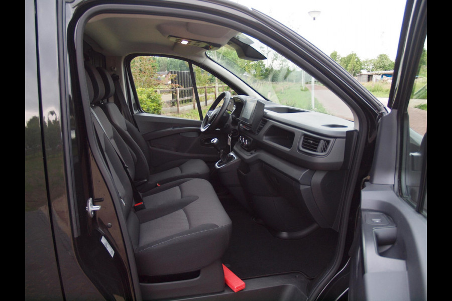 Renault Trafic 2.0 dCi 130 T30 L2H1 Work Edition | 15.000KM | Camera | Trekhaak | Cruise Control | LED | NL-Auto |