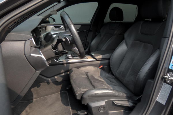 Audi A6 Avant 55 TFSI e quattro Competition | S-LINE | TREKHAAK | PANORAMADAK | HD MATRIX LED | STUURWIEL VERWARMING