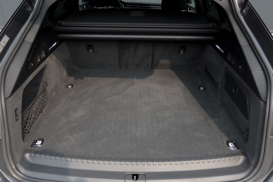 Audi A6 Avant 55 TFSI e quattro Competition | S-LINE | TREKHAAK | PANORAMADAK | HD MATRIX LED | STUURWIEL VERWARMING