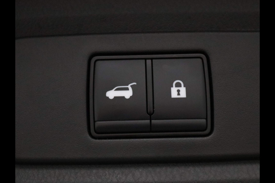 Nissan QASHQAI 158pk MHEV Xtronic Tekna Adapt. cruise | 360° Camera | Navi | Panoramadak