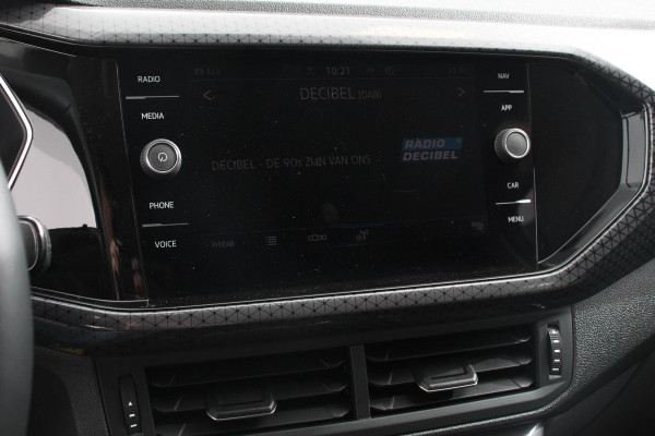 Volkswagen T-Cross 1.0 TSI 110pk DSG Style | Navigatie | Apple Carplay/Android Auto | Climate Control | Camera | Extra Getint Glas | Adaptive Cruise Control