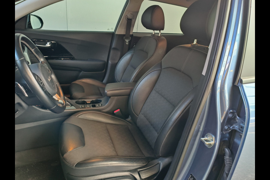 Kia Niro 1.6 GDi PHEV DynamicLine uit 2022 Rijklaar + Fabrieksgarantie tot 2-2029 Henk Jongen Auto's in Helmond,  al 50 jaar service zoals 't hoort!