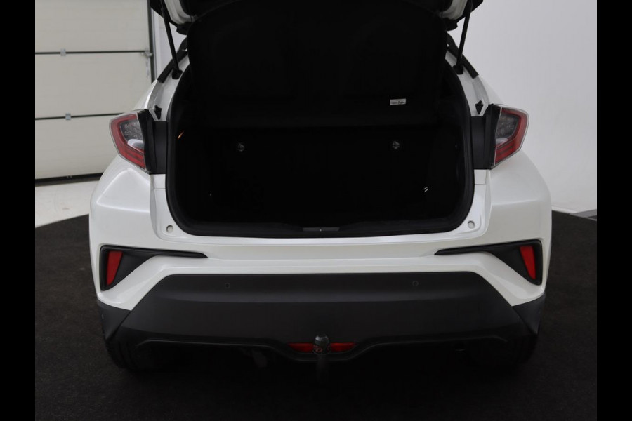 Toyota C-HR 1.8 Hybrid Style | Stoelverwarming | Trekhaak | Adaptive cruise | JBL Sound | Camera | Navigatie | Keyless | Dodehoek detectie