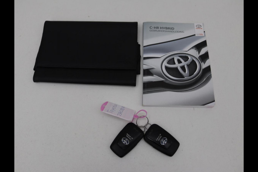Toyota C-HR 1.8 Hybrid Style | Stoelverwarming | Trekhaak | Adaptive cruise | JBL Sound | Camera | Navigatie | Keyless | Dodehoek detectie