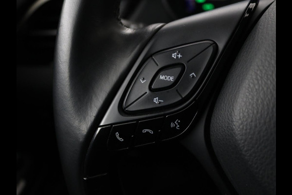 Toyota C-HR 1.8 Hybrid Style | Stoelverwarming | Trekhaak | Adaptive cruise | JBL Sound | Camera | Navigatie | Keyless | Dodehoek detectie