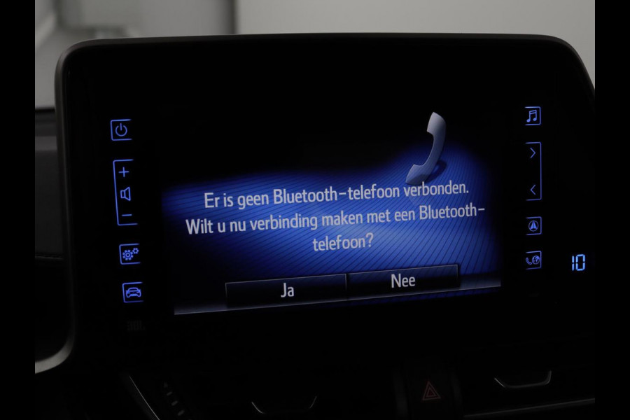 Toyota C-HR 1.8 Hybrid Style | Stoelverwarming | Trekhaak | Adaptive cruise | JBL Sound | Camera | Navigatie | Keyless | Dodehoek detectie