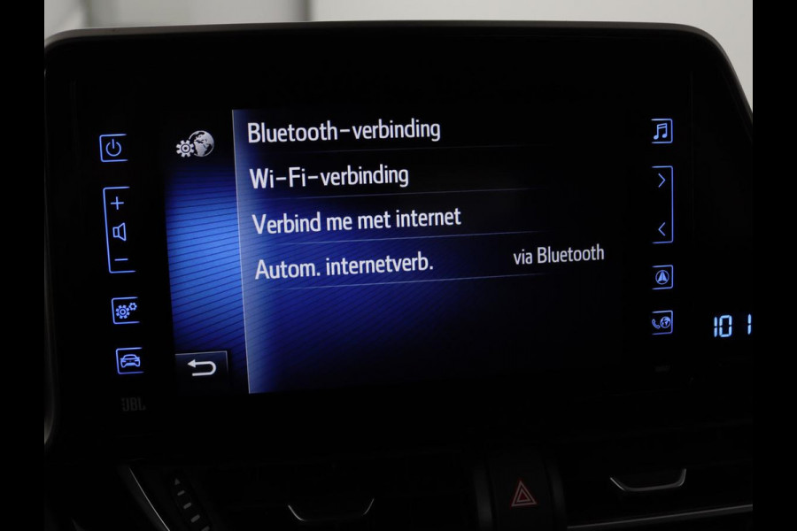 Toyota C-HR 1.8 Hybrid Style | Stoelverwarming | Trekhaak | Adaptive cruise | JBL Sound | Camera | Navigatie | Keyless | Dodehoek detectie