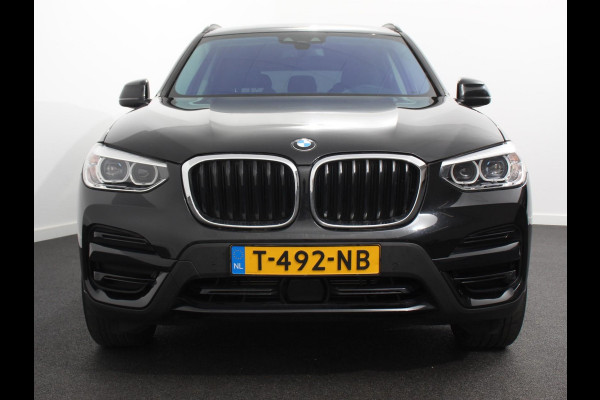 BMW X3 xDrive30e Plug in Hybride Advantage Automaat Navigatie Climate Control Adaptive Cruise Control Head up display Led Dab Parkeer sensoren V+A Stoelverwarming Camera