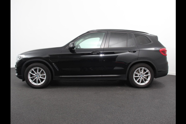 BMW X3 xDrive30e Plug in Hybride Advantage Automaat Navigatie Climate Control Adaptive Cruise Control Head up display Led Dab Parkeer sensoren V+A Stoelverwarming Camera