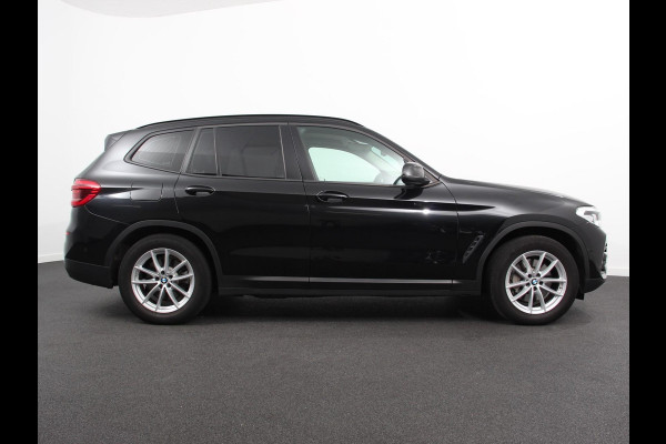 BMW X3 xDrive30e Plug in Hybride Advantage Automaat Navigatie Climate Control Adaptive Cruise Control Head up display Led Dab Parkeer sensoren V+A Stoelverwarming Camera