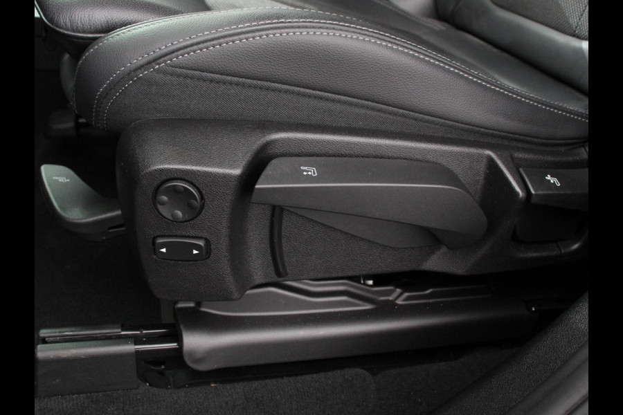 BMW X3 xDrive30e Plug in Hybride Advantage Automaat Navigatie Climate Control Adaptive Cruise Control Head up display Led Dab Parkeer sensoren V+A Stoelverwarming Camera