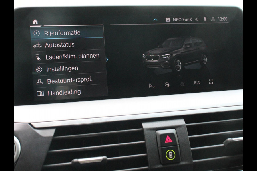 BMW X3 xDrive30e Plug in Hybride Advantage Automaat Navigatie Climate Control Adaptive Cruise Control Head up display Led Dab Parkeer sensoren V+A Stoelverwarming Camera