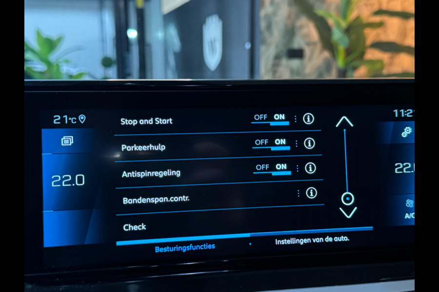 Peugeot 2008 1.2 PureTech GT Garantie 155PK 360 Camera Sfeer Led Blindspot Lane Parkeerhulp DAB PDC Cruise Navi Clima Rijklaar