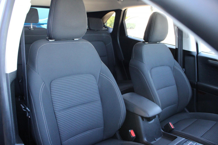 Ford Kuga 2.5 PHEV Titanium 225pk | Adaptive cruise control | Navigatie | Camera | Elektrisch achterklep