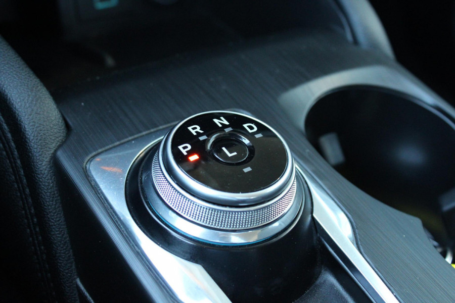 Ford Kuga 2.5 PHEV Titanium 225pk | Adaptive cruise control | Navigatie | Camera | Elektrisch achterklep