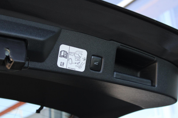 Ford Kuga 2.5 PHEV Titanium 225pk | Adaptive cruise control | Navigatie | Camera | Elektrisch achterklep