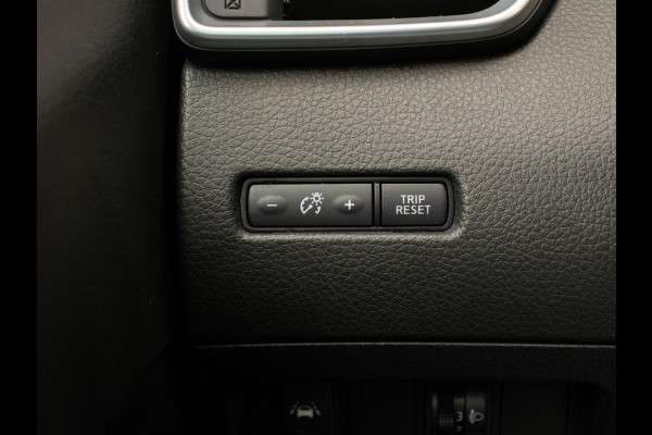 Nissan QASHQAI 1.2 N-Connecta Sport (PANORAMADAK,NAVI,CAMERA,360 VIEW,CLIMATE,CRUISE,LED,SPORTSTOELEN,LM VELGEN,NETTE STAAT)