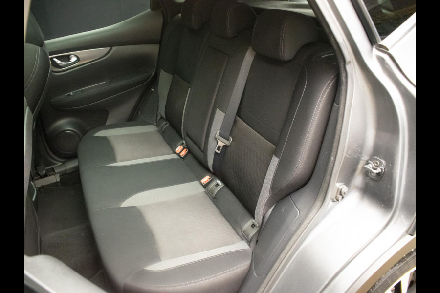 Nissan QASHQAI 1.2 N-Connecta Sport (PANORAMADAK,NAVI,CAMERA,360 VIEW,CLIMATE,CRUISE,LED,SPORTSTOELEN,LM VELGEN,NETTE STAAT)