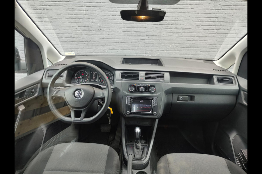 Volkswagen Caddy Maxi AUT-6 1.4 TGI CNG EcoFuel Apple Carplay Android Auto Navi Airco Verwarmbare voorruit Cruise Controle Pdc Comfortline 2X Schuifdeur Betonplex Vloer Wandbetimmering Regen-Lichtsensor Executive Plus Pakket Bluetooth Compressed Natural Gas Brandstof Euro 6 Zeer compleet, € 40.000 nieuw! !