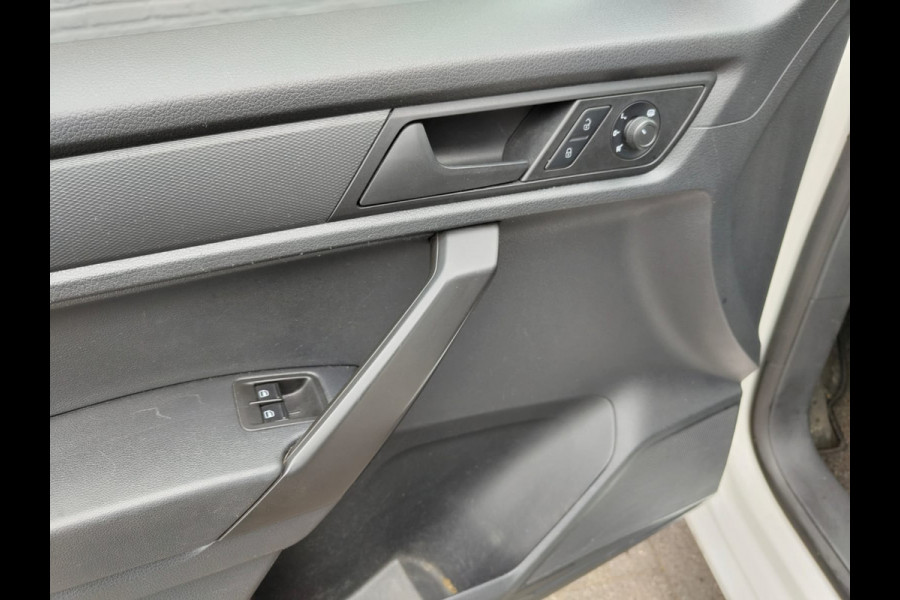 Volkswagen Caddy Maxi AUT-6 1.4 TGI CNG EcoFuel Apple Carplay Android Auto Navi Airco Verwarmbare voorruit Cruise Controle Pdc Comfortline 2X Schuifdeur Betonplex Vloer Wandbetimmering Regen-Lichtsensor Executive Plus Pakket Bluetooth Compressed Natural Gas Brandstof Euro 6 Zeer compleet, € 40.000 nieuw! !