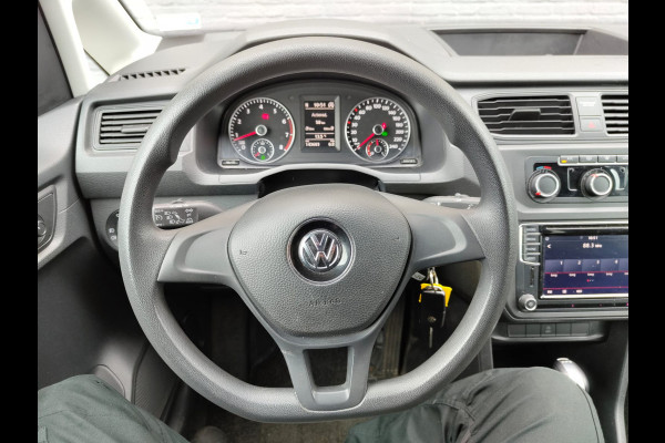 Volkswagen Caddy Maxi AUT-6 1.4 TGI CNG EcoFuel Apple Carplay Android Auto Navi Airco Verwarmbare voorruit Cruise Controle Pdc Comfortline 2X Schuifdeur Betonplex Vloer Wandbetimmering Regen-Lichtsensor Executive Plus Pakket Bluetooth Compressed Natural Gas Brandstof Euro 6 Zeer compleet, € 40.000 nieuw! !