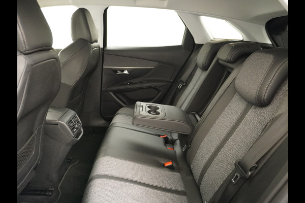 Peugeot 3008 1.6-e-thp 165PK AUT. Navi Adapt-Cruise Apple Carplay Android 18" Ecc 360°Camera Trekhaak PDC Elek.Achterklep DAB Connect Blue Pr Led Keyless Lane Departure Privacy Glas Regen-Lichtsensor Pack Drive Assist Pack City 1 Bluetooth Lmv 18" 40.000 euro nieuw Orig. NLse auto 1550kg
