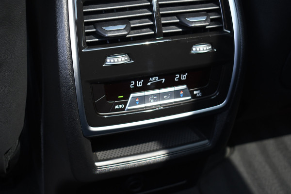 BMW X5 xDrive45e M-Sport Pano ACC 360 HUD 4WS Comf-seat 22inch laser-LED