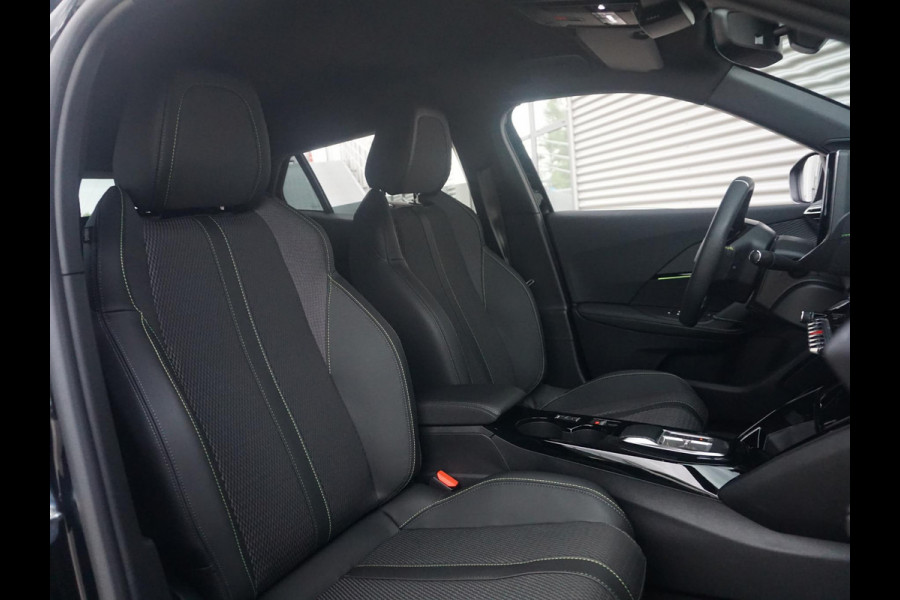 Peugeot e-2008 EV GT 54 kWh
