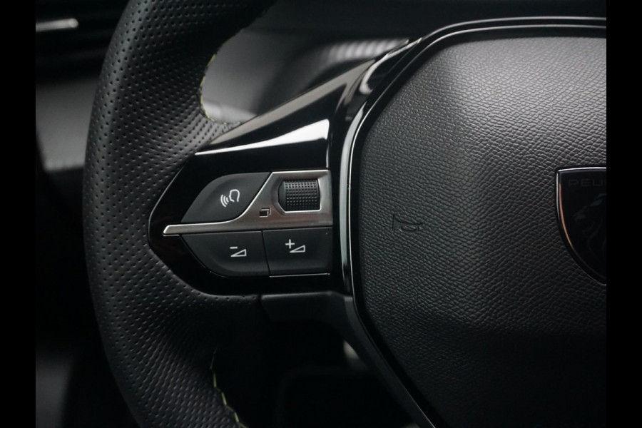 Peugeot e-2008 EV GT 54 kWh