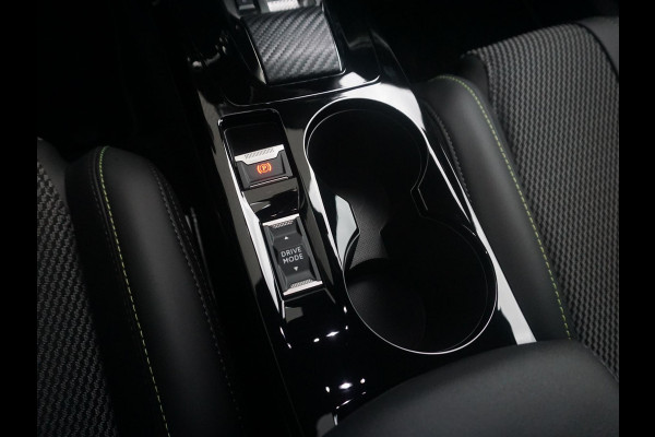 Peugeot e-2008 EV GT 54 kWh