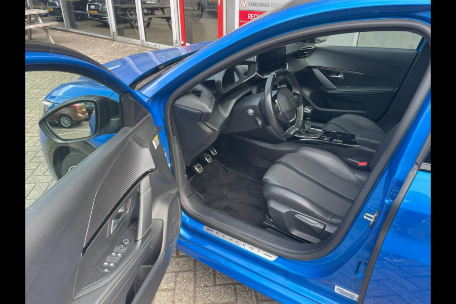 Peugeot 208 1.2 PureTech GT / panoramadak / trekhaak