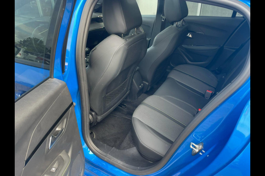 Peugeot 208 1.2 PureTech GT / panoramadak / trekhaak