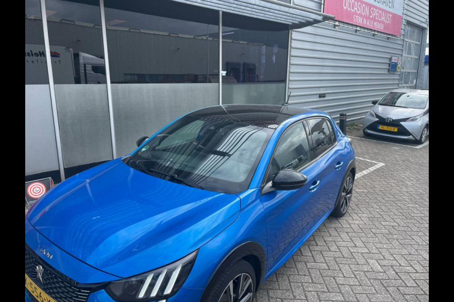 Peugeot 208 1.2 PureTech GT / panoramadak / trekhaak