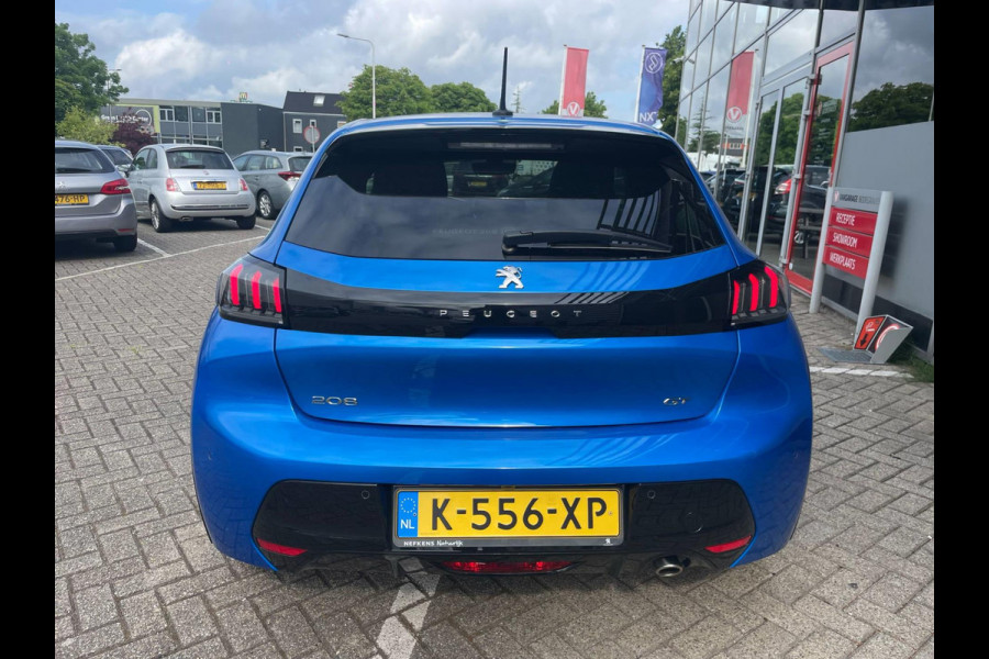 Peugeot 208 1.2 PureTech GT / panoramadak / trekhaak