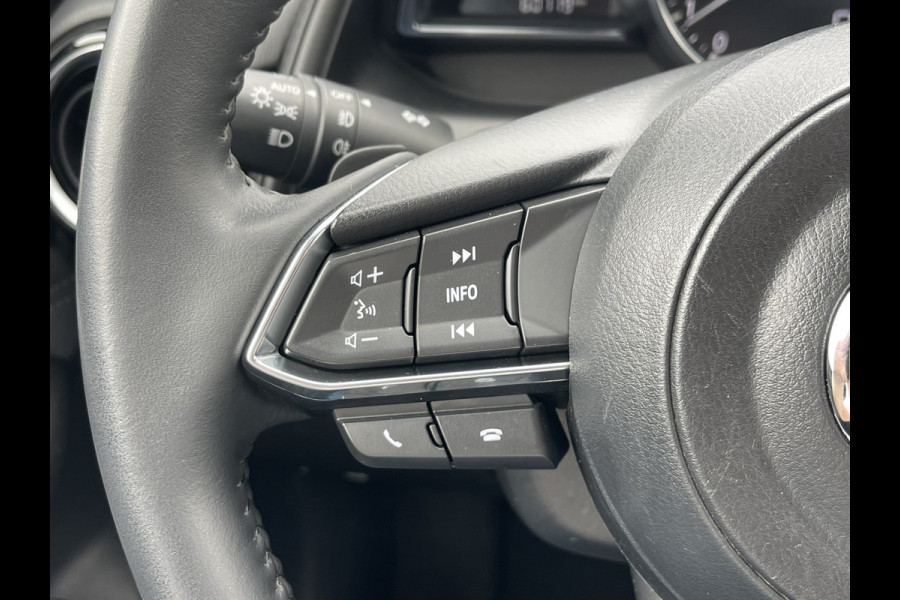 Mazda CX-3 2.0 SkyActiv-G 121 Luxury | CarPlay | Camera | HUD | LED | Keyless | DAB+ | 18 inch