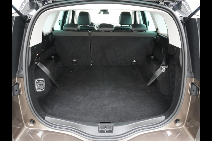 Renault Grand Scénic 1.3T 141PK 7-Pers Camera Navi PDC Bose®-Sound 20" Ecc Keyless Regen-Lichtsensor Wifi Verkeersbord detectie Led Rijbaanalarm Dodehoekwaarschuwing Aut.Grootlicht Multi-Sense Visio-Sys Easy Life Pack Volledig dealeronderhouden Orig.NLse auto