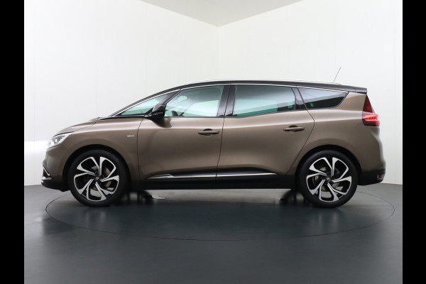 Renault Grand Scénic 1.3T 141PK 7-Pers Camera Navi PDC Bose®-Sound 20" Ecc Keyless Regen-Lichtsensor Wifi Verkeersbord detectie Led Rijbaanalarm Dodehoekwaarschuwing Aut.Grootlicht Multi-Sense Visio-Sys Easy Life Pack Volledig dealeronderhouden Orig.NLse auto