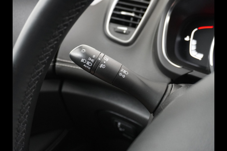 Renault Grand Scénic 1.3T 141PK 7-Pers Camera Navi PDC Bose®-Sound 20" Ecc Keyless Regen-Lichtsensor Wifi Verkeersbord detectie Led Rijbaanalarm Dodehoekwaarschuwing Aut.Grootlicht Multi-Sense Visio-Sys Easy Life Pack Volledig dealeronderhouden Orig.NLse auto