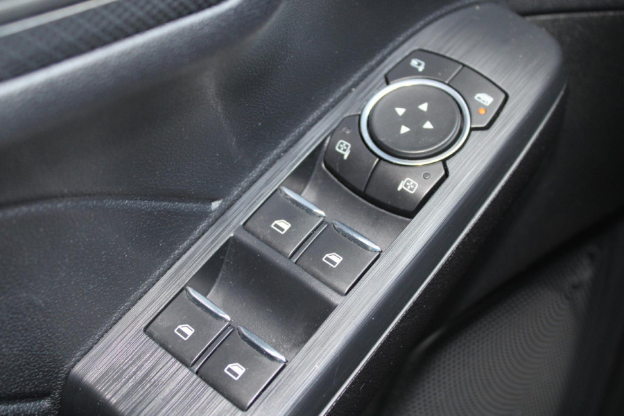 Ford Kuga 2.5 PHEV ST-Line | Panoramadak | Trekhaak | Winter Pack | Adaptive cruise control | Head up Display