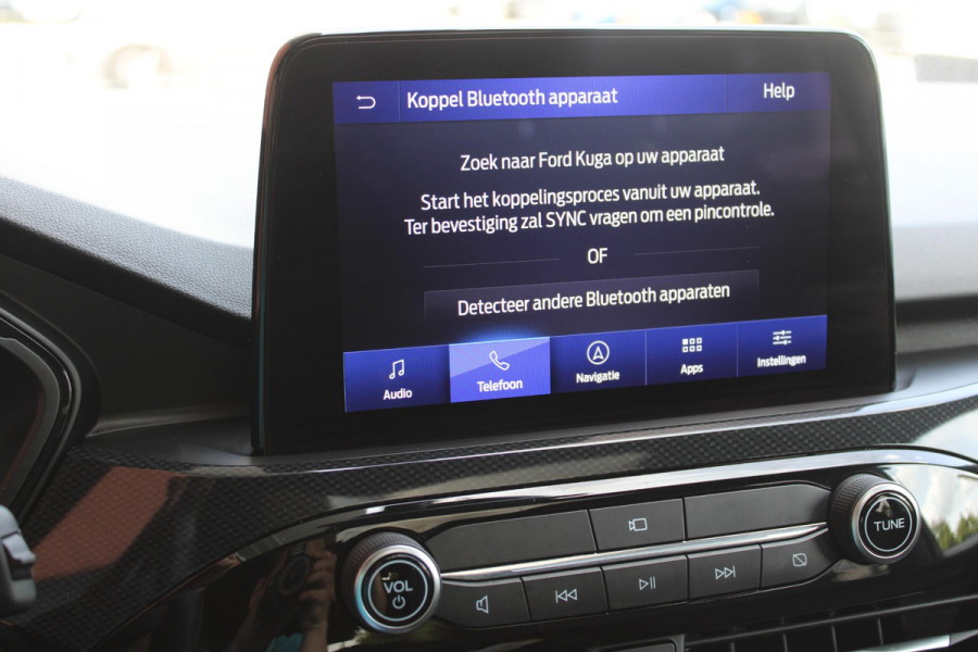Ford Kuga 2.5 PHEV ST-Line | Panoramadak | Trekhaak | Winter Pack | Adaptive cruise control | Head up Display