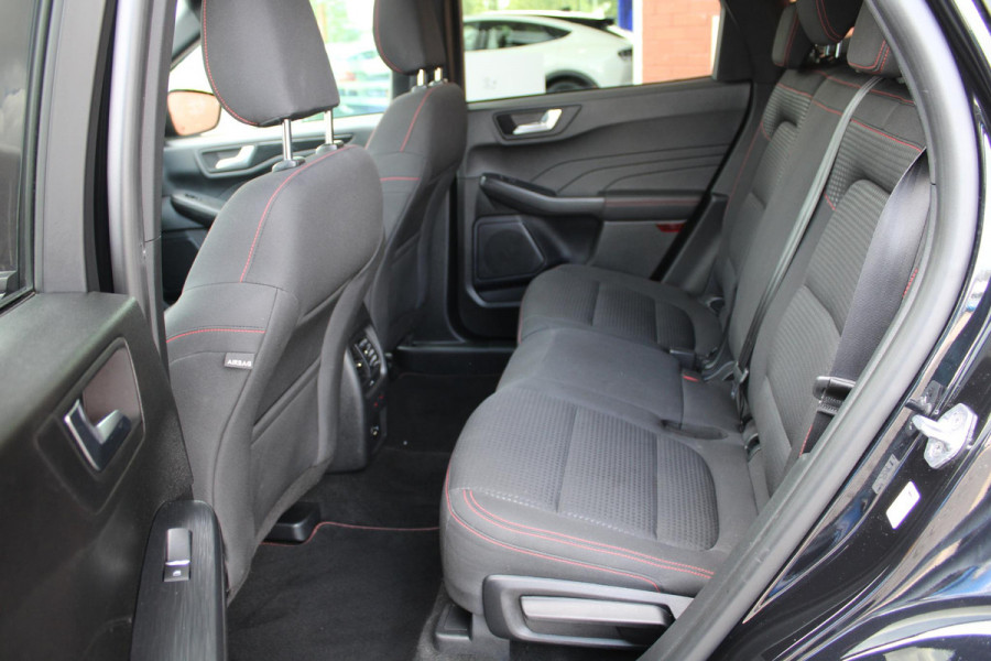 Ford Kuga 2.5 PHEV ST-Line | Panoramadak | Trekhaak | Winter Pack | Adaptive cruise control | Head up Display