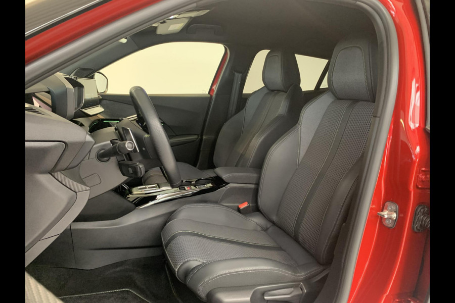 Peugeot 2008 1.2 PureTech GT Automaat | Navigatie | Achteruitrijcamera | Stoelverwarming | Adaptieve Cruise Control | Apple Carplay/Android Auto