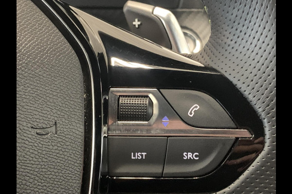 Peugeot 2008 1.2 PureTech GT Automaat | Navigatie | Achteruitrijcamera | Stoelverwarming | Adaptieve Cruise Control | Apple Carplay/Android Auto