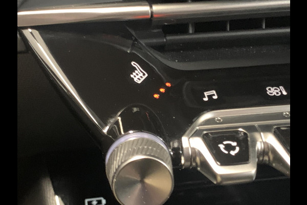 Peugeot 2008 1.2 PureTech GT Automaat | Navigatie | Achteruitrijcamera | Stoelverwarming | Adaptieve Cruise Control | Apple Carplay/Android Auto
