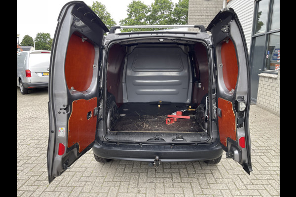 Renault Kangoo 1.5 dCi 90 Energy Comfort Maxi L2H1 / prijs rijklaar € 8950 ex btw / lease vanaf € 203 / euro 6 diesel / grijs metallic / navigatie / airco / trekhaak / dakdragers