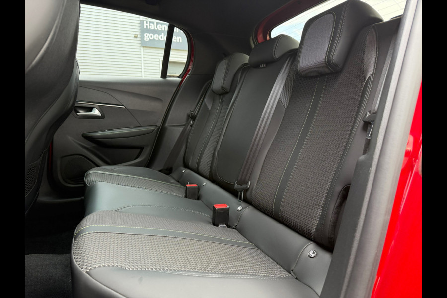 Peugeot 208 1.2 Turbo GT-line - Panodak - Navi - Climate - Parkeerhulp - Cruise