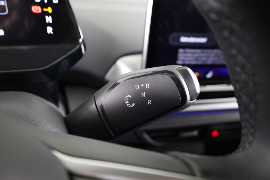Volkswagen ID.4 Pro Business 77 kWh | Achteruitrijcamera | Led matrix | Navigatie | Elektrische Achterklep |
